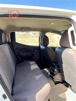 ميتسوبيشي L200